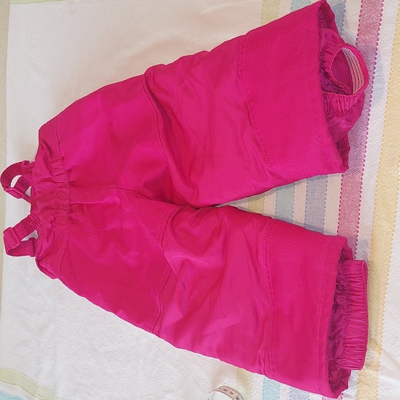 Circo 18 month Pink Snow Suit .Adjustable Straps and Pockets . - Picture 3 of 7